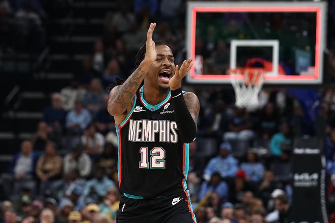 灰熊逆转步行者，布克带队取胜