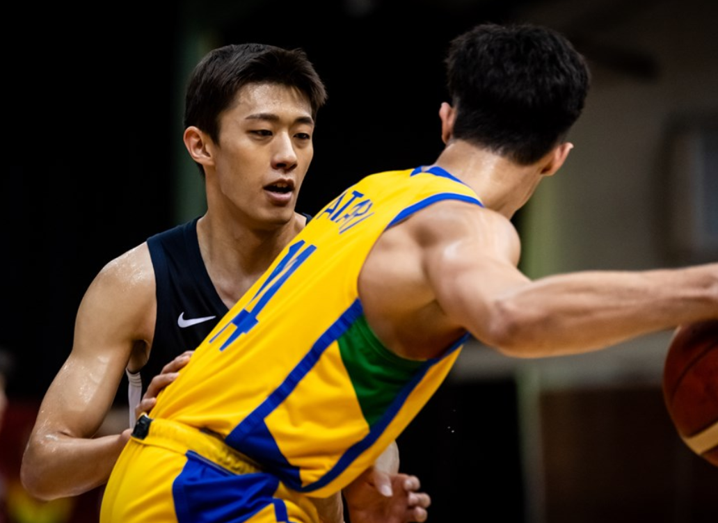 中国队力克印度队，黄鸭组合高光表现