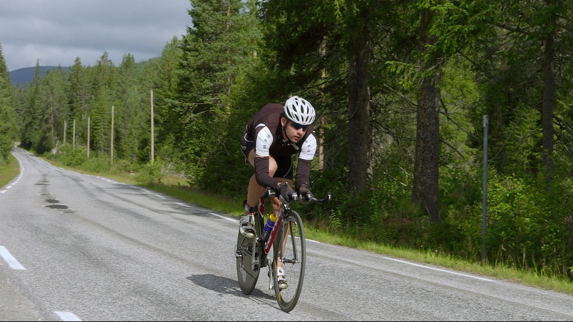 世界杯2026-巴雷拉赛道称王与丹麦绝境逆袭，当个体英雄主义遭遇集体意志的终极对决